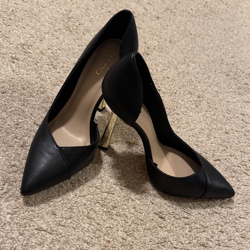 Aldo Black and Gold Women's Heels